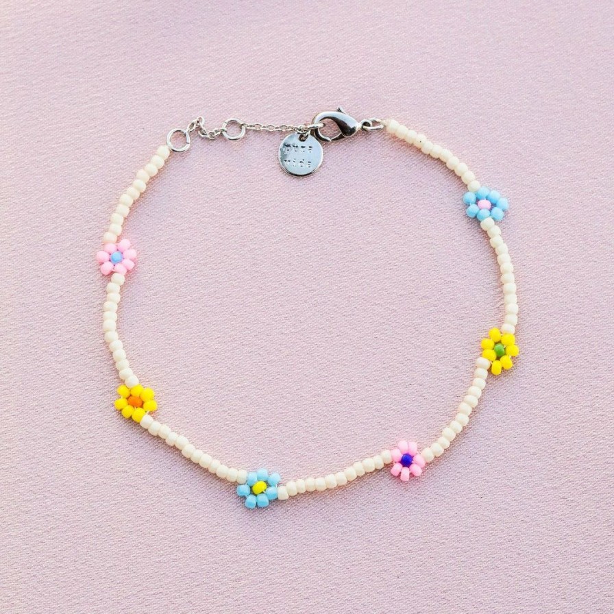 Jewelry * | Best Sale Spring 2021 Beaded Flower Bracelet